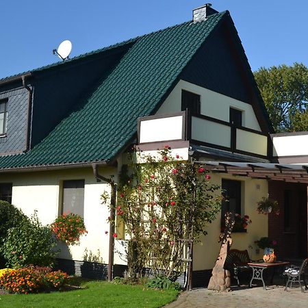 Ferienwohnung 2 Bei Familie Saupe Schaprode Esterno foto