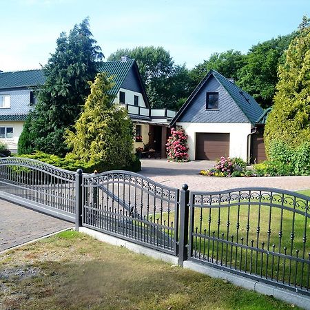 Ferienwohnung 2 Bei Familie Saupe Schaprode Esterno foto