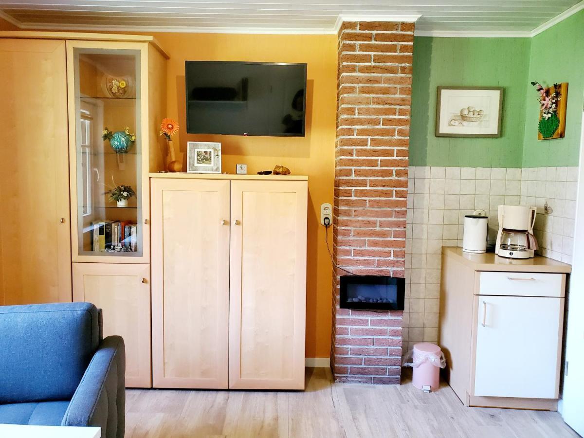 Ferienwohnung 2 Bei Familie Saupe Schaprode Esterno foto