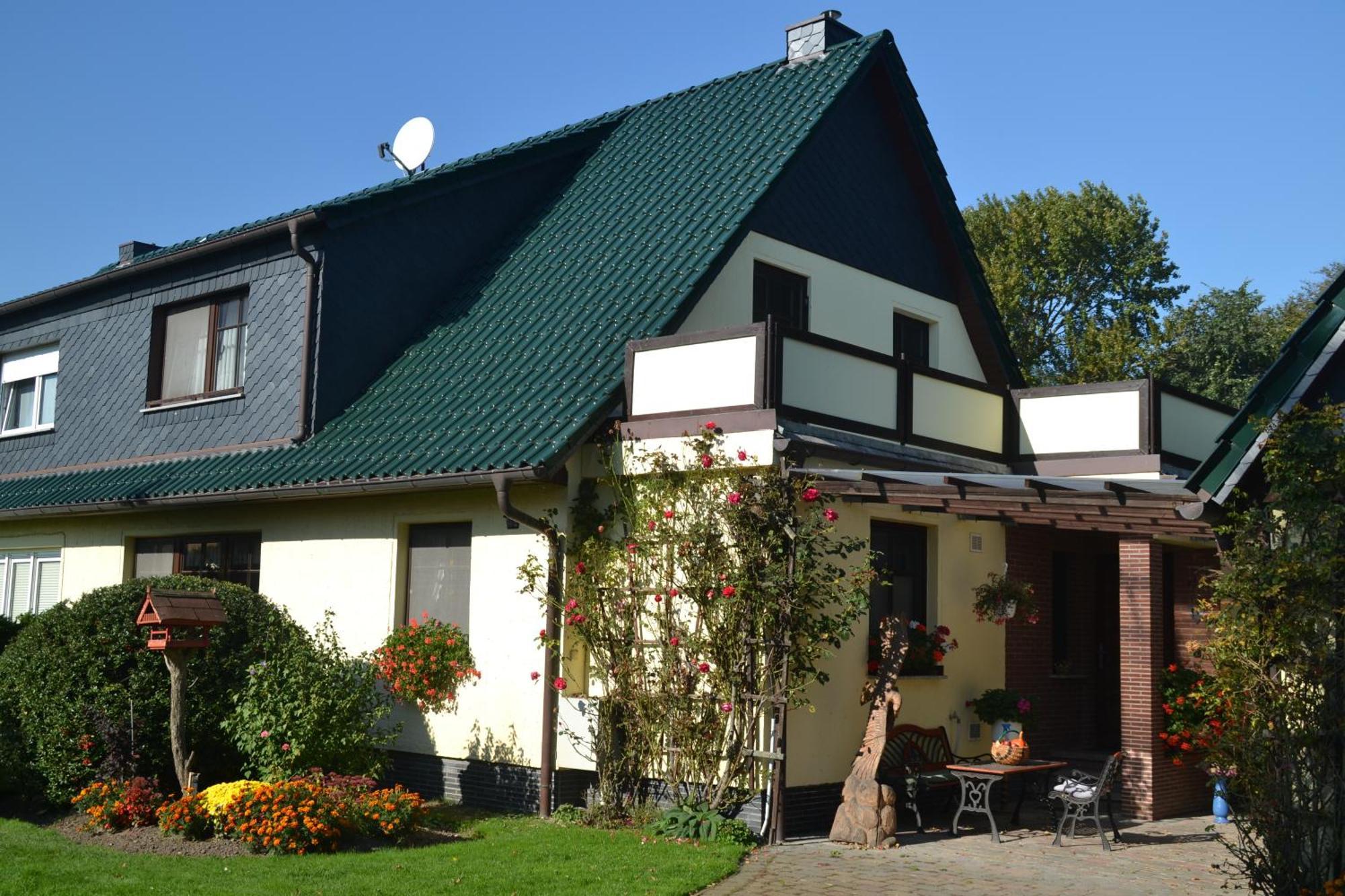 Ferienwohnung 2 Bei Familie Saupe Schaprode Esterno foto