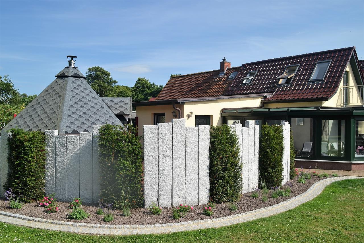 Ferienwohnung 2 Bei Familie Saupe Schaprode Esterno foto